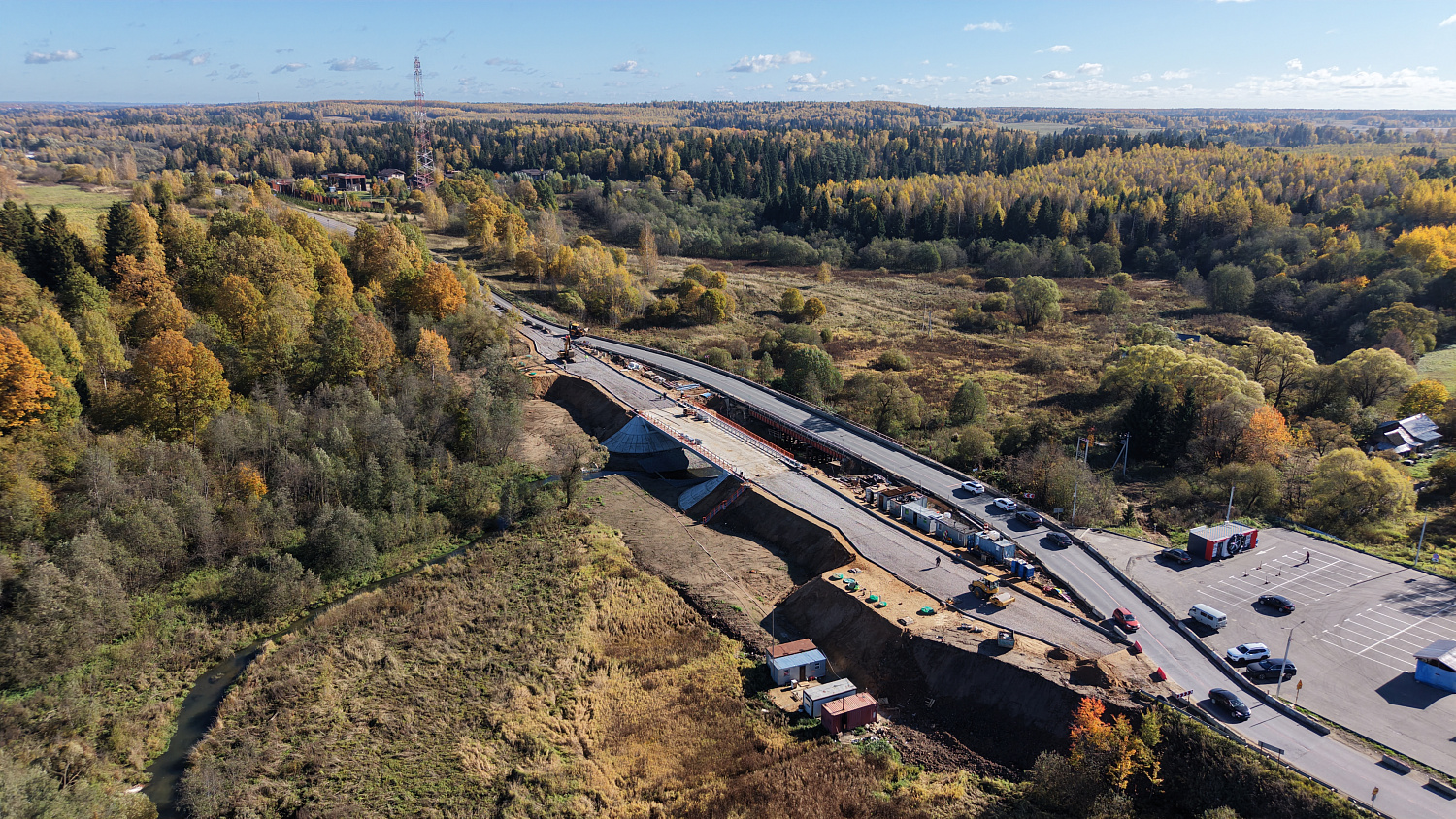 Капитальный ремонт моста через реку Молодильню в Истре вышел на завершающий этап